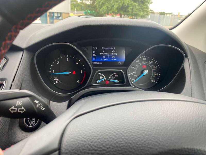 FORD FOCUS