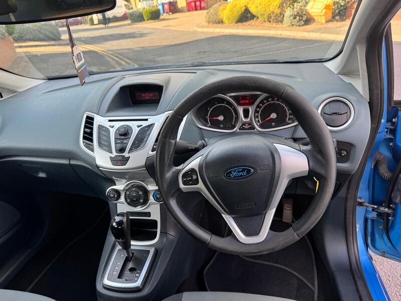 FORD FIESTA