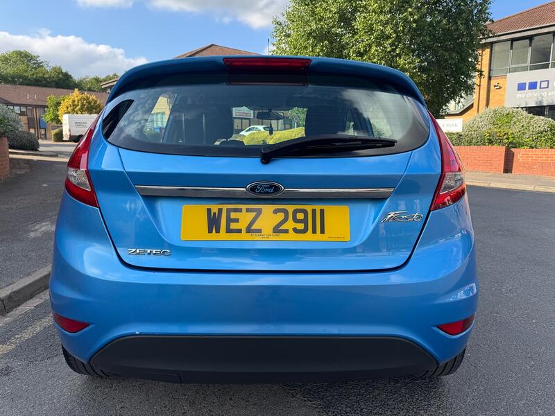 FORD FIESTA