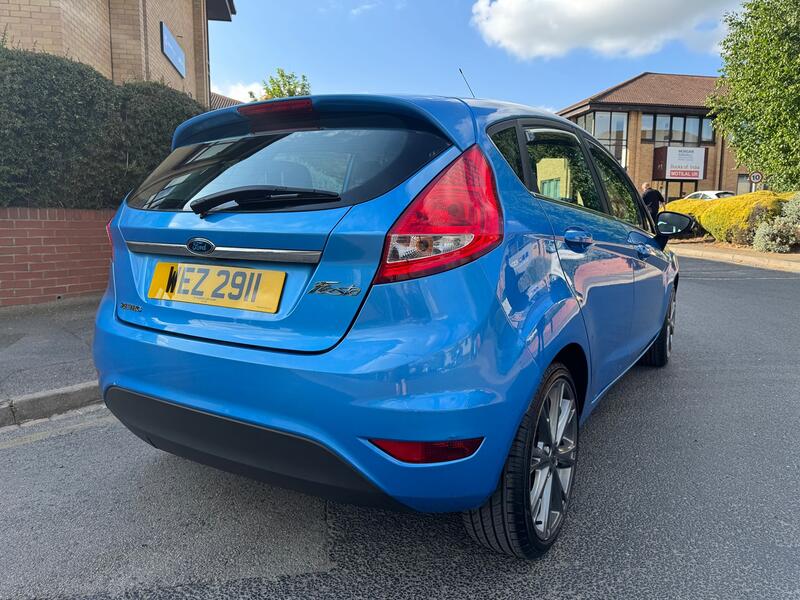 FORD FIESTA