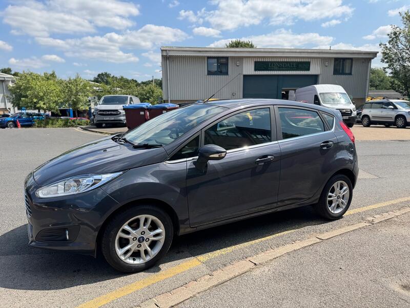 FORD FIESTA