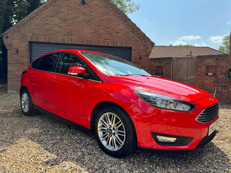 FORD FOCUS