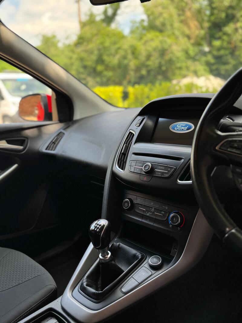 FORD FOCUS