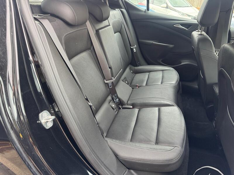 VAUXHALL ASTRA