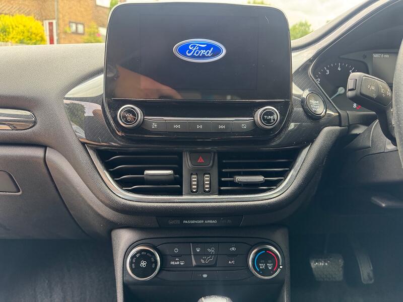 FORD FIESTA