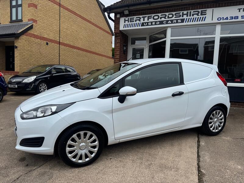View FORD FIESTA VAN 1.5 TDCi