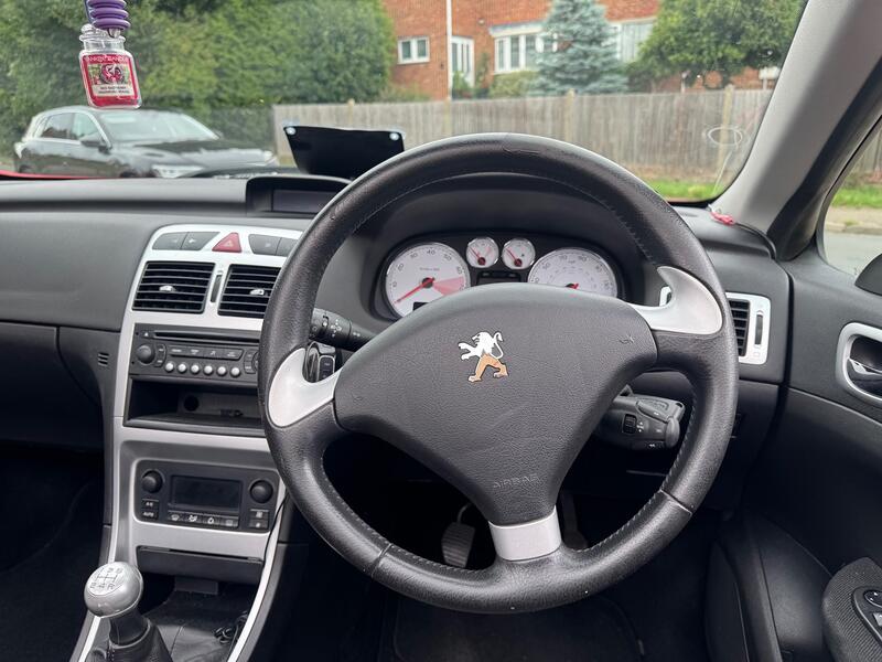 PEUGEOT 307