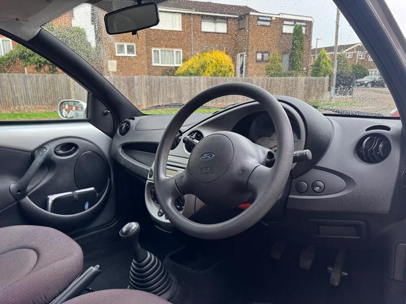 FORD KA