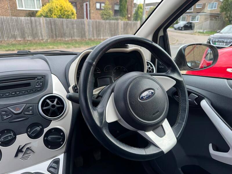 FORD KA