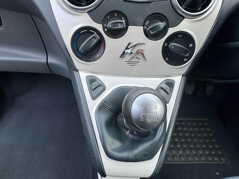 FORD KA