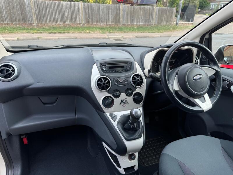 FORD KA